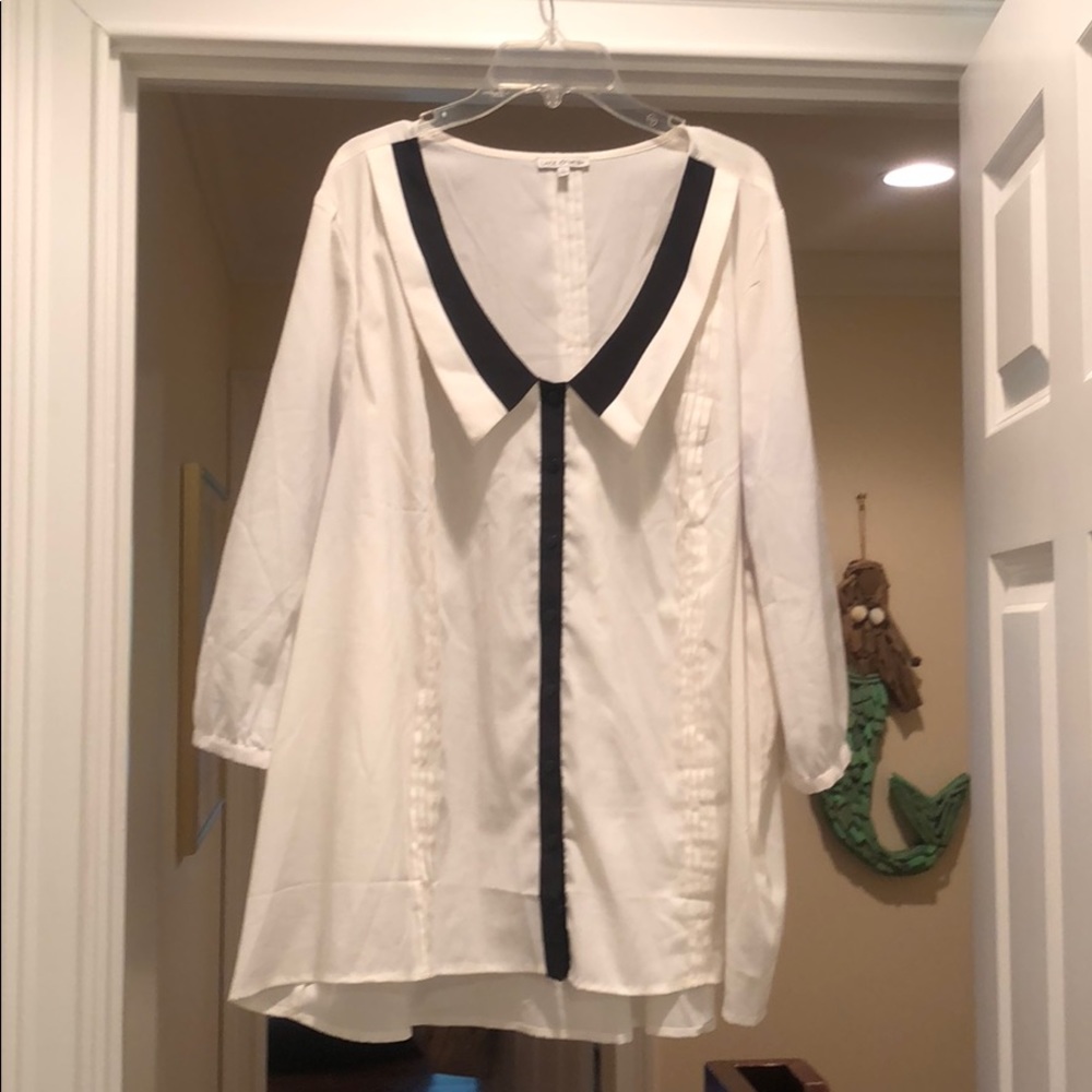 3/4 sleeve white/black collared blouse, 2x